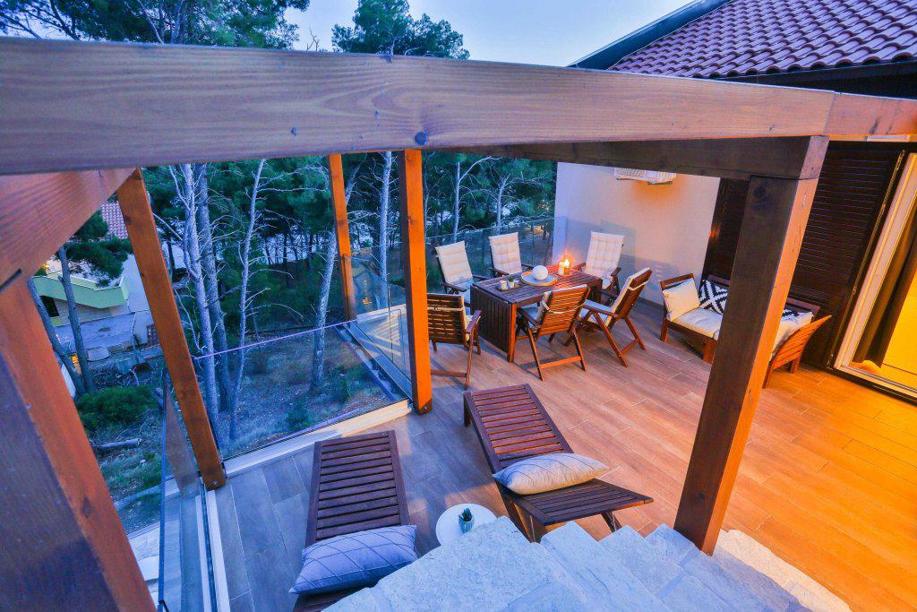 c9be38fb-8814-4291-a4b9-eb254967f0a8